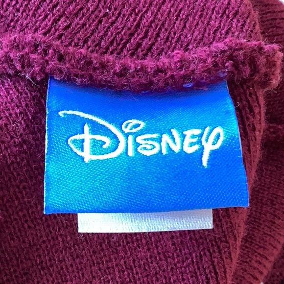 American Eagle Outfitters scarf & Disney (Olaf & Sven) hat! - Picture 5 of 6